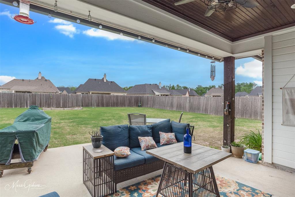 Bossier City, Louisiana 71111, United States, 3 Bedrooms Bedrooms, ,2 BathroomsBathrooms,Residential,Contingent,99533