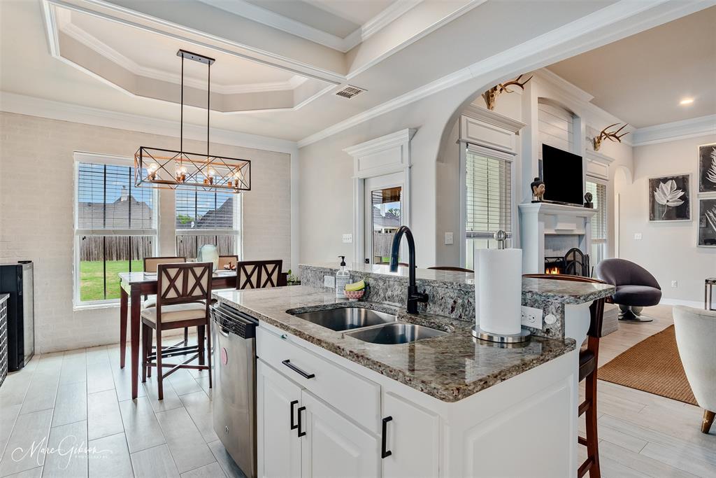 Bossier City, Louisiana 71111, United States, 3 Bedrooms Bedrooms, ,2 BathroomsBathrooms,Residential,Contingent,99533