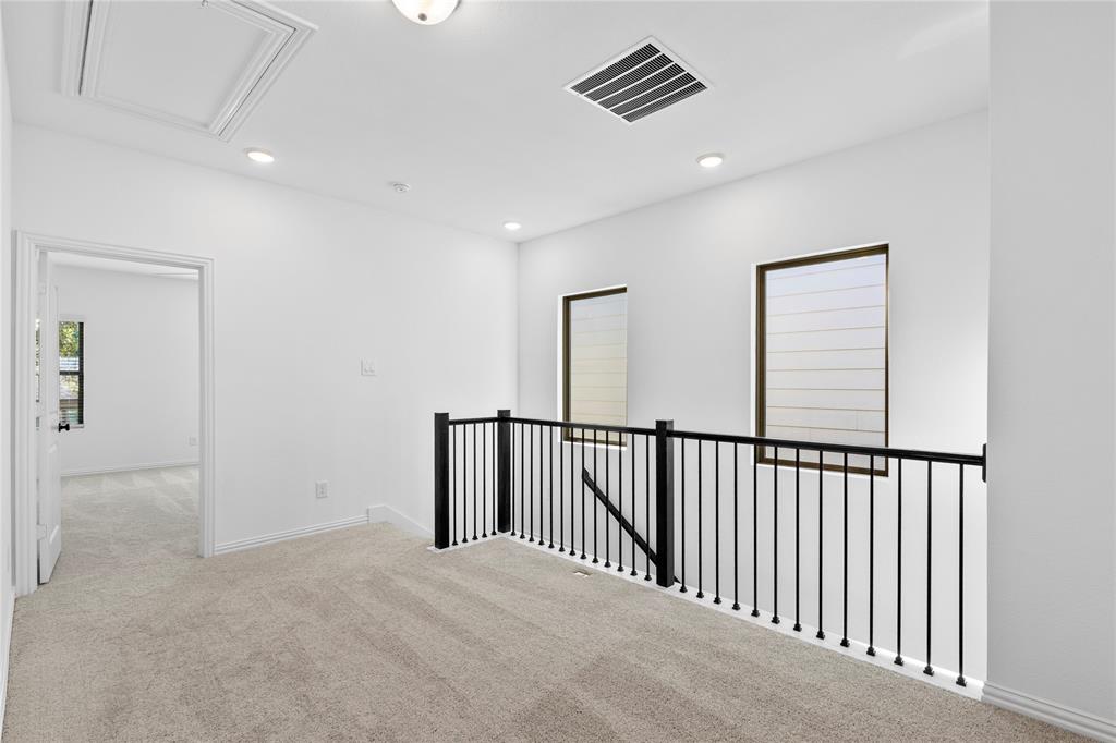 Sereno Oaks at Buckner Terrance - Residential Lease