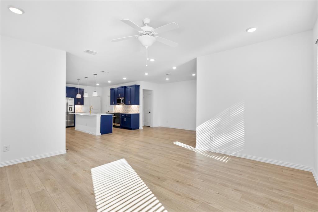 Sereno Oaks at Buckner Terrance - Residential Lease