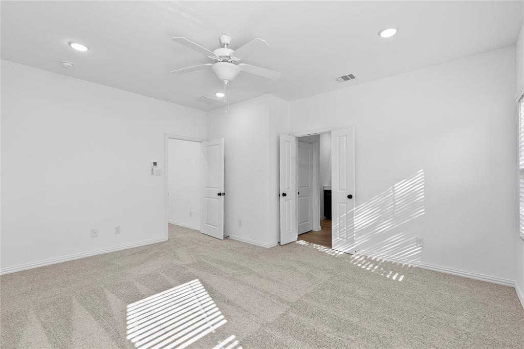 Sereno Oaks at Buckner Terrance - Residential Lease