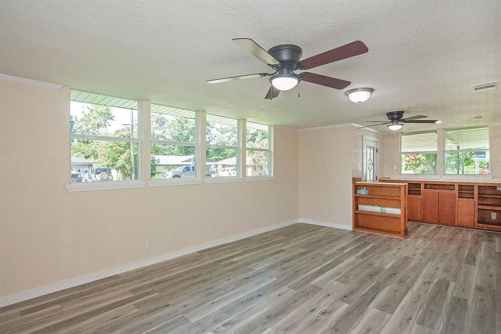 2507 W Elm Street