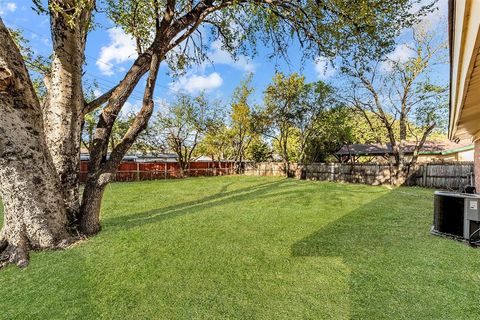 Tiny photo for 2725 Wesleyan Drive, Irving, TX 75062 (MLS # 21100937)