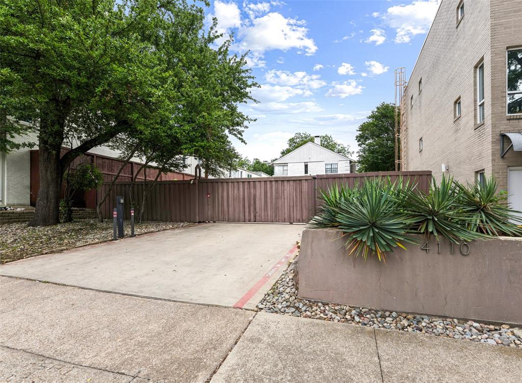 4110 Travis Condos - Residential