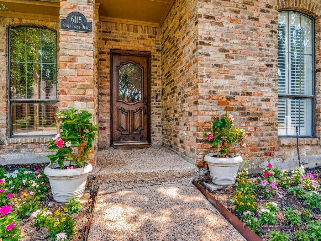6115 Bluff Point Drive