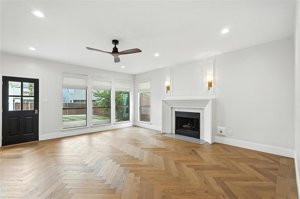 Melissa, Texas 75454, United States, 4 Bedrooms Bedrooms, ,3 BathroomsBathrooms,Residential,Active,160383