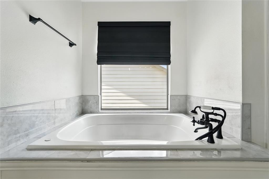 Melissa, Texas 75454, United States, 4 Bedrooms Bedrooms, ,3 BathroomsBathrooms,Residential,Active,160383