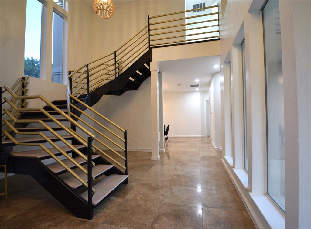 The Hills of Central Park - Residential