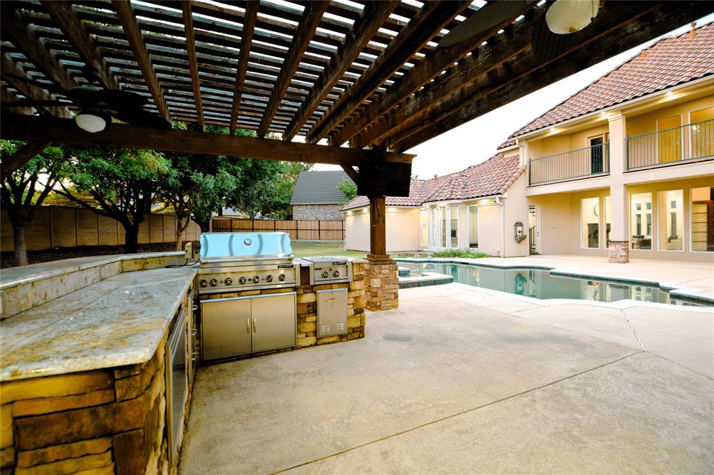 The Hills of Central Park - Residential