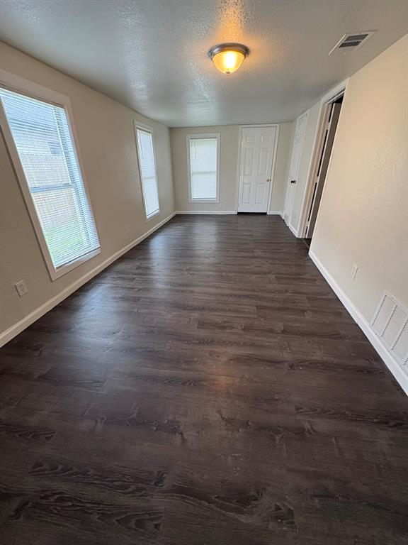 Ennis-Dvv - Residential