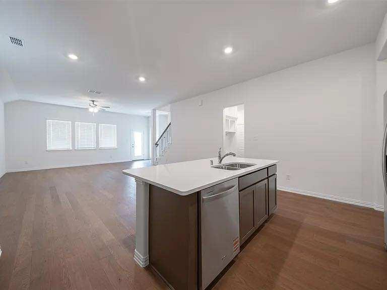 Verandah - Meadows 50 - Residential Lease