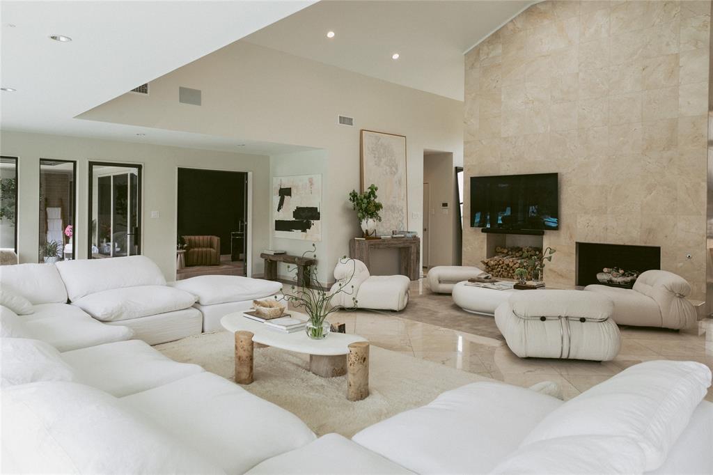 Netherlands Estates - Residential