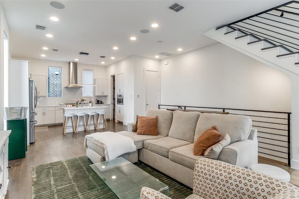 Drayton Court - Residential Lease