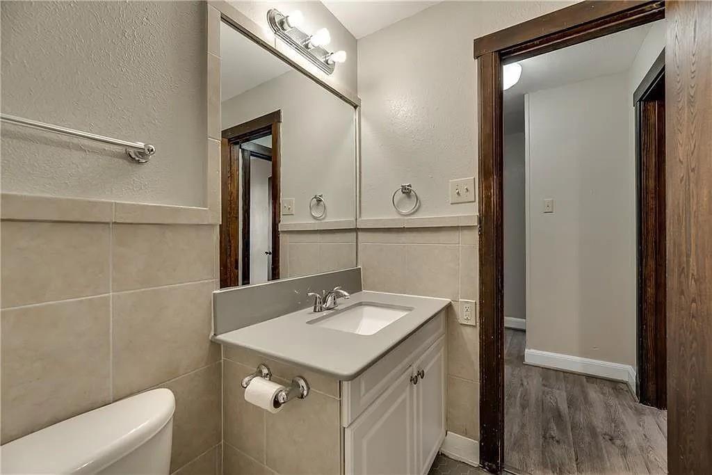 Winnetka Heights Add - Residential Income