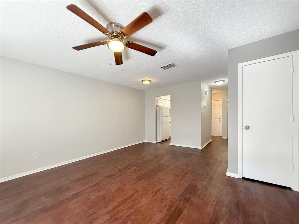 SUMMERCREST - Residential Lease