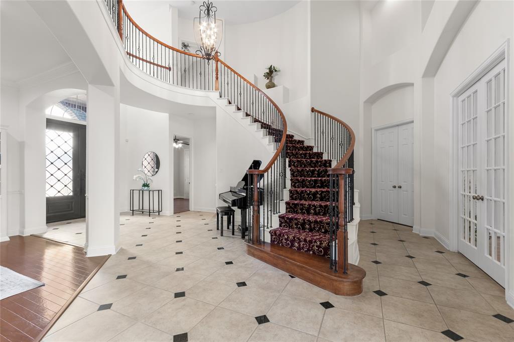 Aviary Ph 4 - Residential