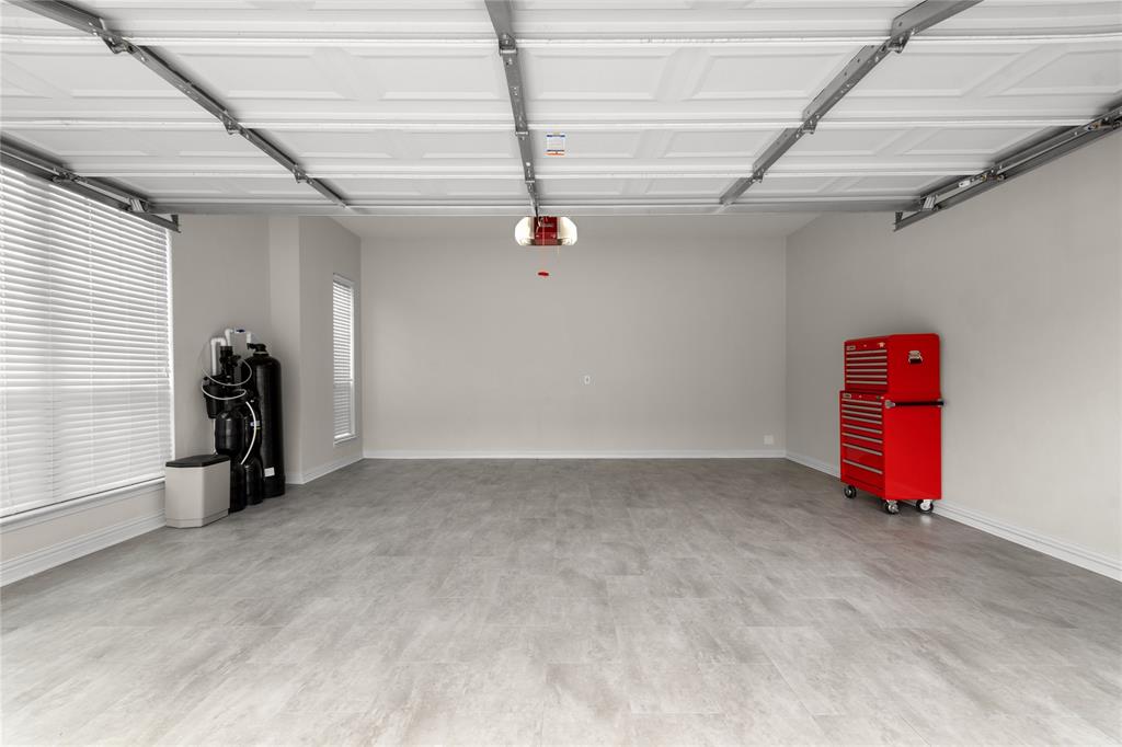 Aviary Ph 4 - Residential