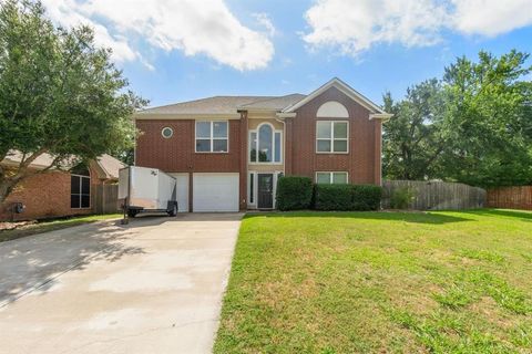 4548 Queenswood Drive Grand Prairie TX 75052
