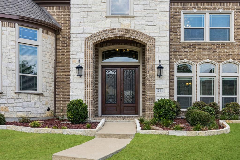 1531 Thackery Lane