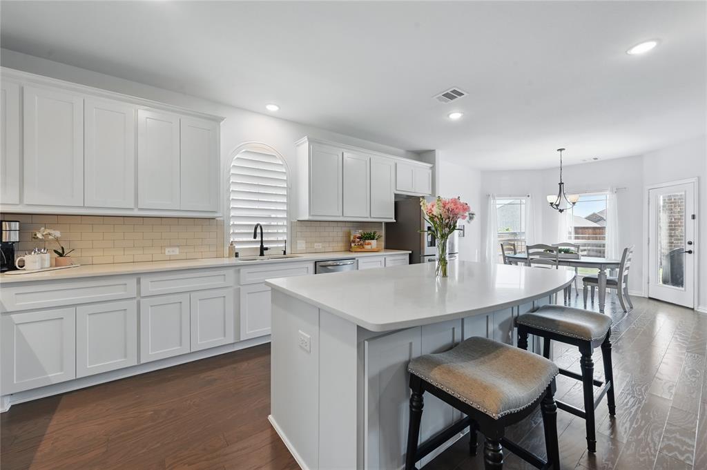 Celina, Texas 75009, United States, 5 Bedrooms Bedrooms, ,4 BathroomsBathrooms,Residential,Pending,105671