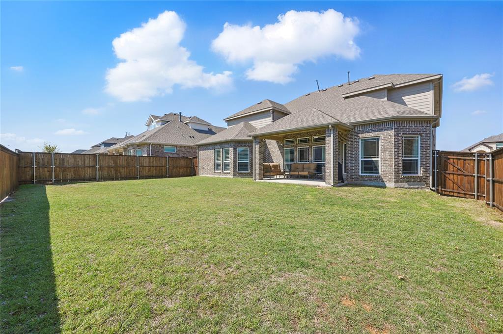Celina, Texas 75009, United States, 5 Bedrooms Bedrooms, ,4 BathroomsBathrooms,Residential,Pending,105671