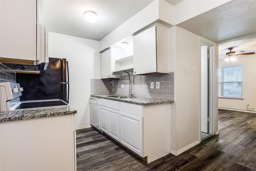 English Estates - Residential Lease