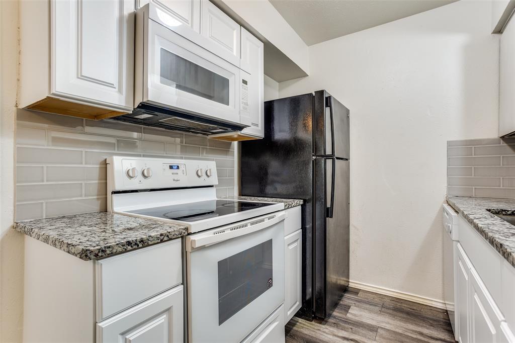 English Estates - Residential Lease