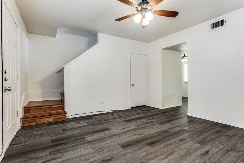 English Estates - Residential Lease