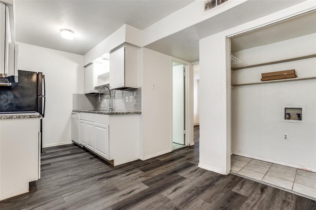 English Estates - Residential Lease