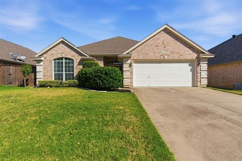 8328 Teja Trail Benbrook TX 76126