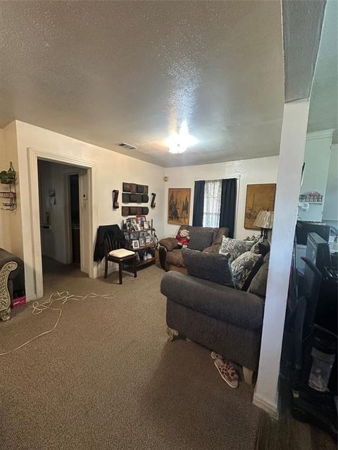 Tiny photo for 6922 Forney Road, Dallas, TX 75227 (MLS # 21211128)