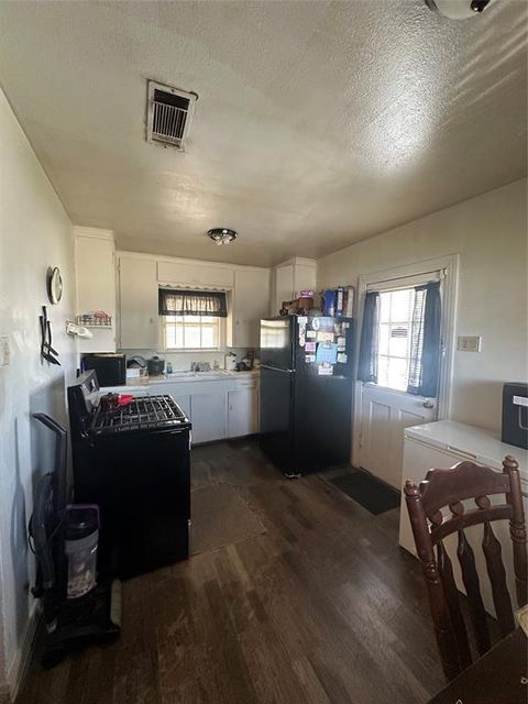 Tiny photo for 6922 Forney Road, Dallas, TX 75227 (MLS # 21211128)