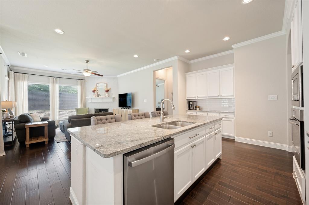 2708 Woodpoint Road