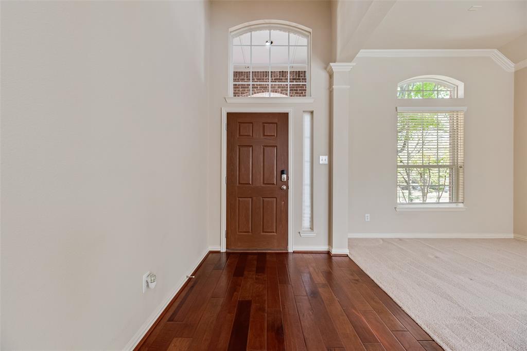 6897 Parker Creek Place