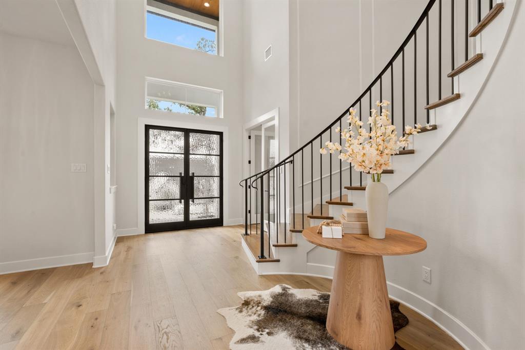 4120 Ridgecrest Drive