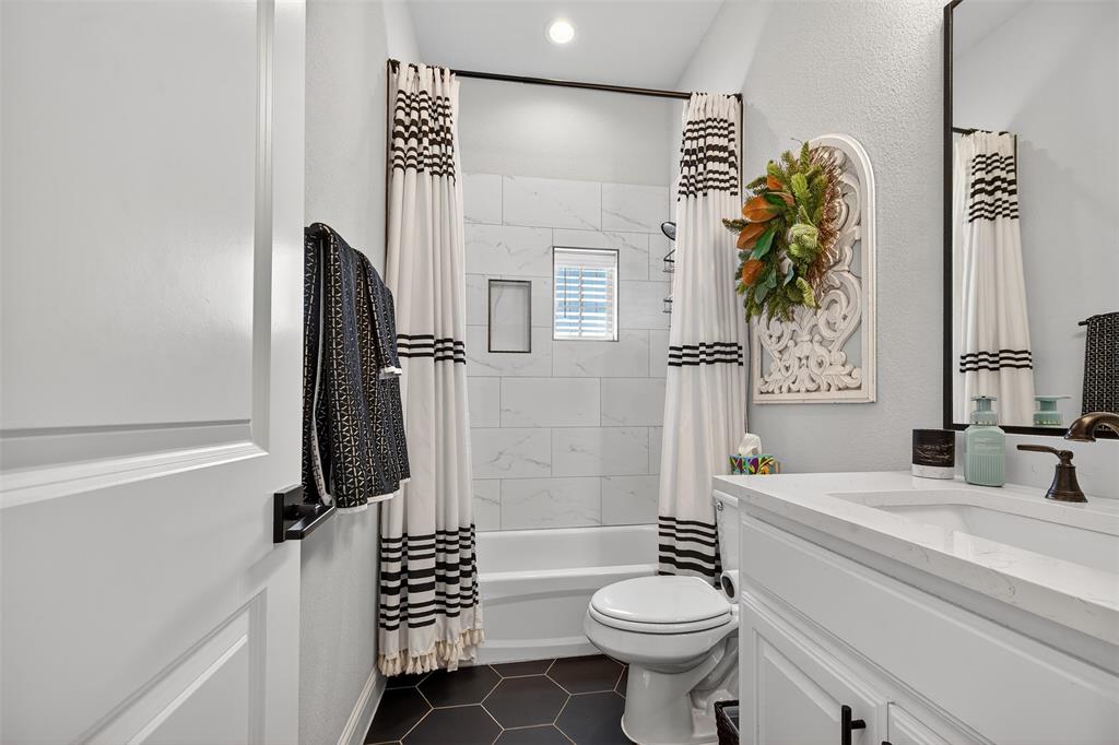 White Bluff #22 - Residential