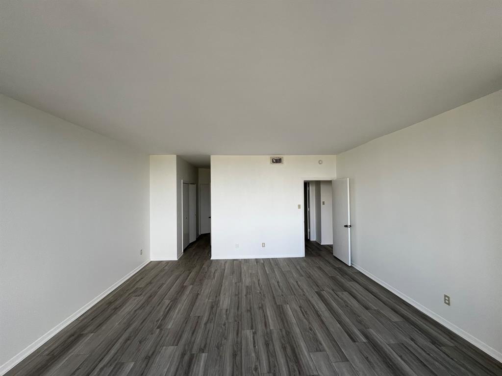 Bonaventure Condo - Residential