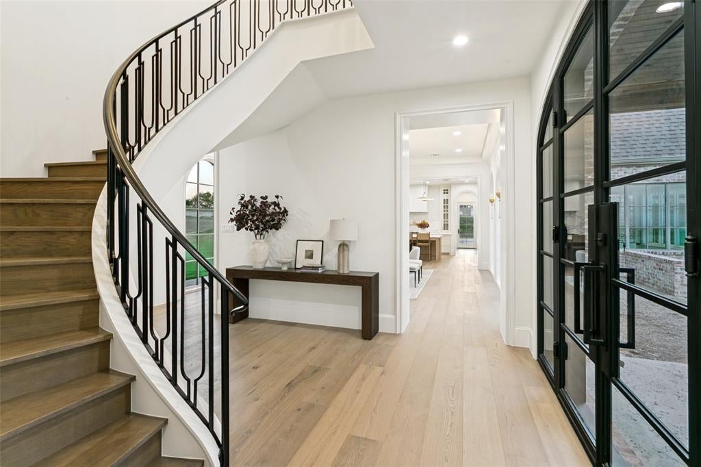 994 San Jacinto Drive