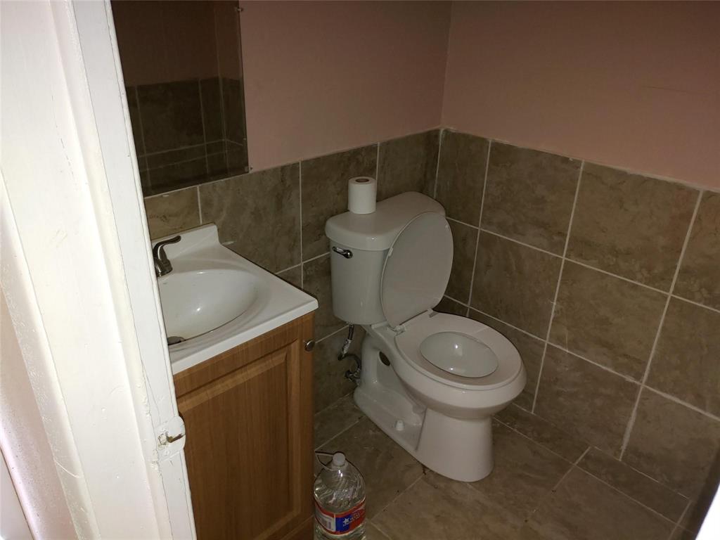 Abst 178 TR14 H G Catlett 126.5534.99909 - Commercial Sale