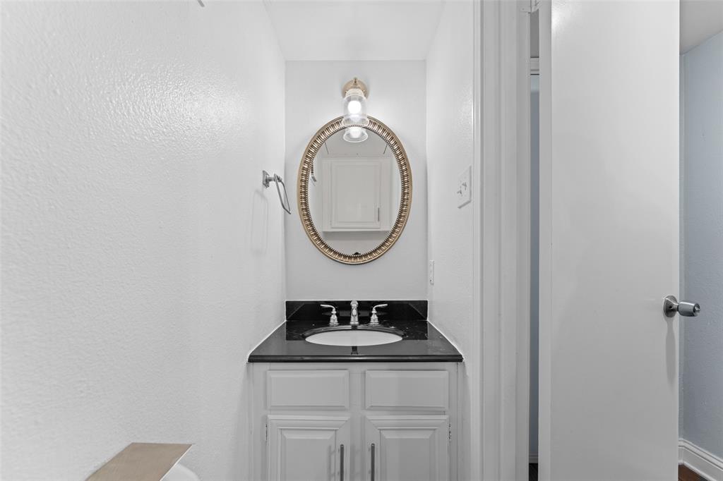 Woodlands 01 On Creek - Residential