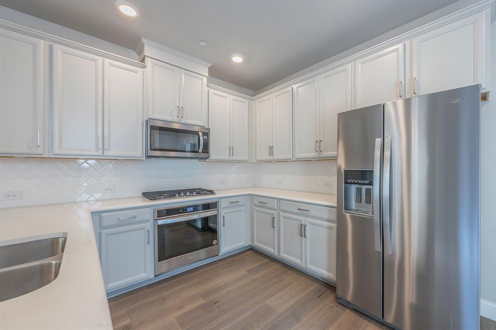 Plano Gateway - Residential