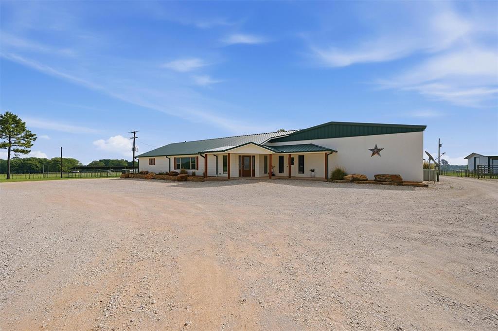Joseph Bratton Surv A-131 - Farm