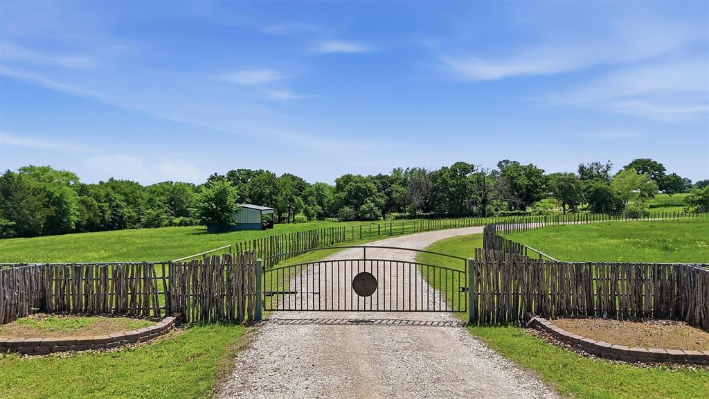 Joseph Bratton Surv A-131 - Farm