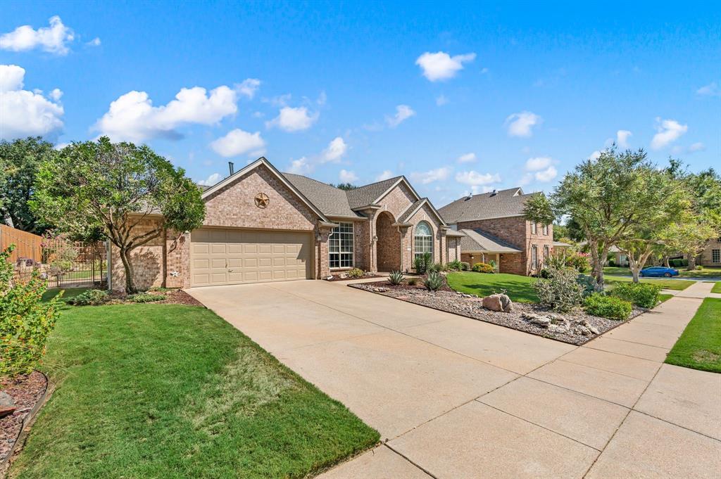 3102 Lake Park Drive