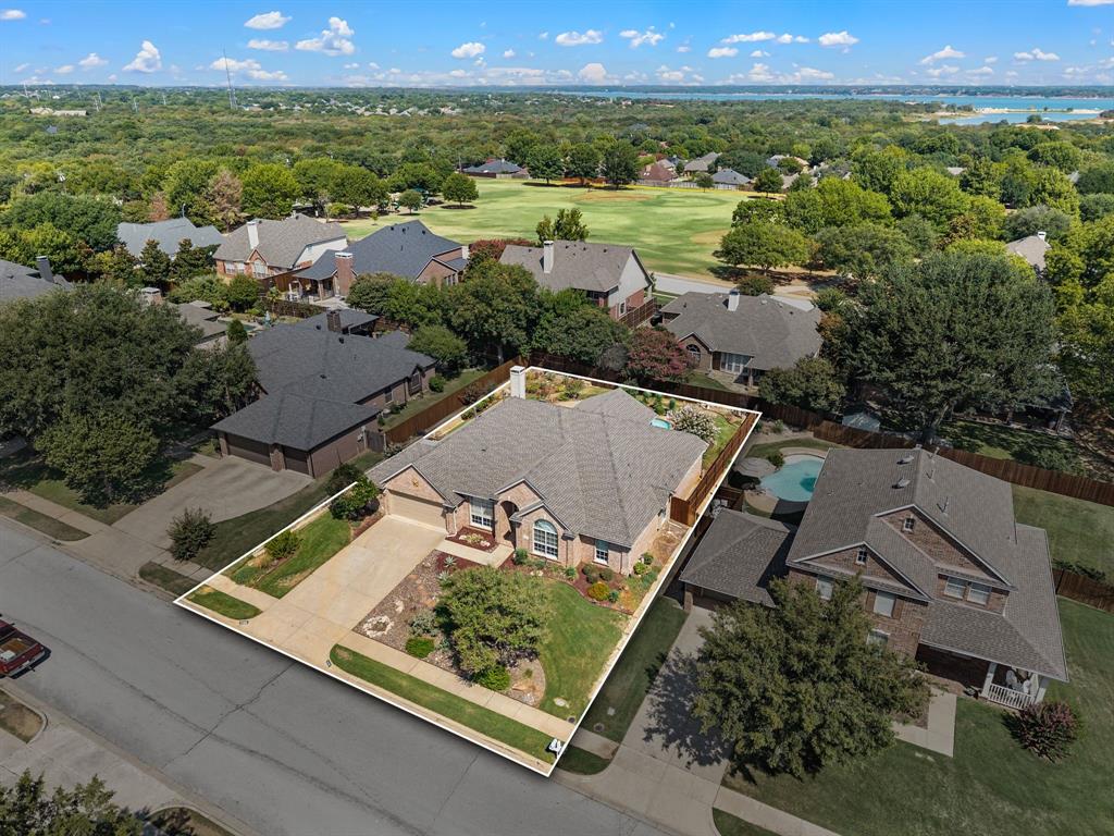 3102 Lake Park Drive