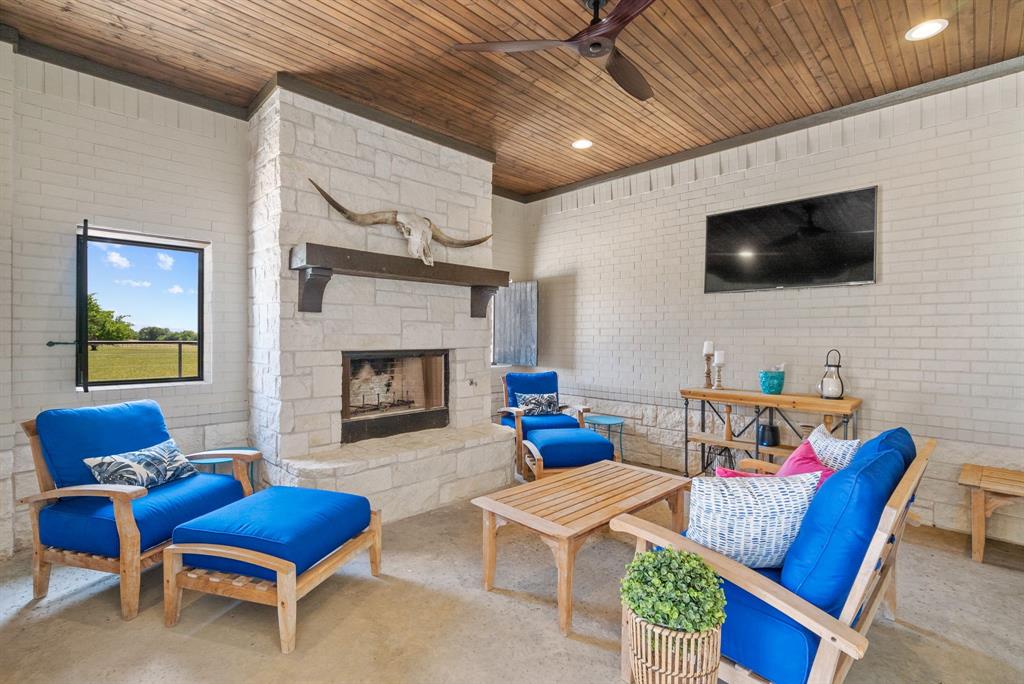 Rocky Creek Ranch - Farm