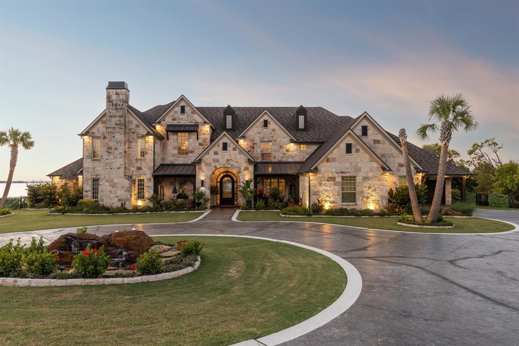 916 Cedar Shores Drive