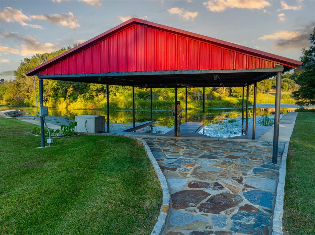 Pointe - Residential