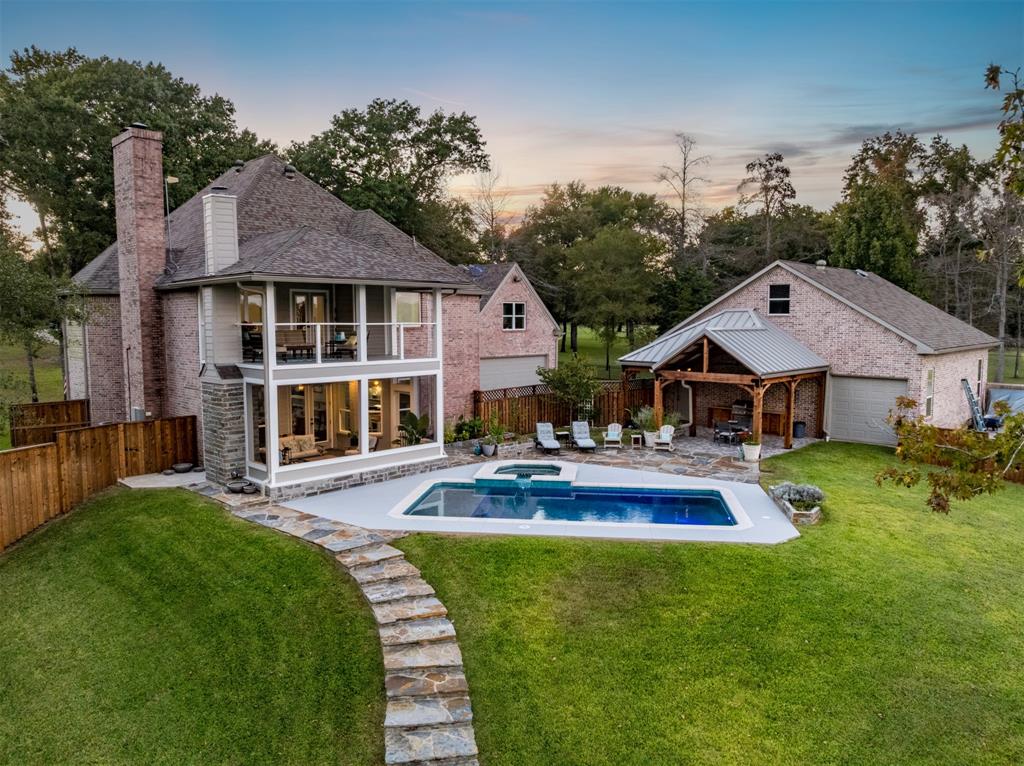 Pointe - Residential