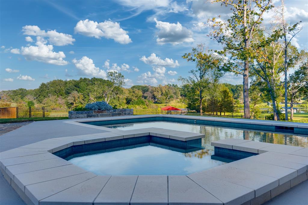 Pointe - Residential